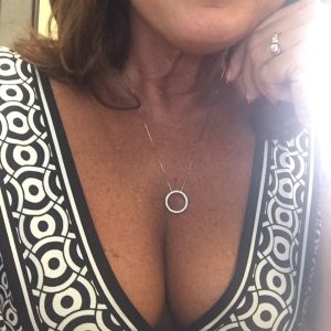 Juste un soir, pas de chichis Nawel - rencontre-Cougar-Massy