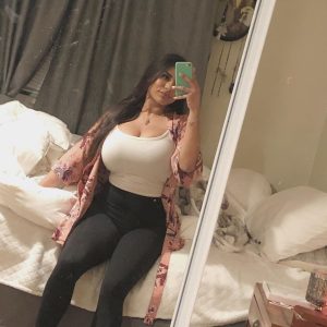 J’aime quand ça chauffe Malika - rencontre-Milf-Tourcoing