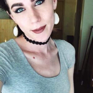 Hmmm… Si on se racontait des folies au téléphone ? Leïla - rencontre-Teen-Guéret