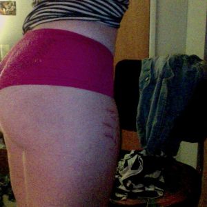 Nour - rencontre-beurette-pantin-JxyL